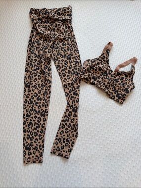 Offline by aerie Women’s Leopard Print Leggings - Tan/Black Active Bottoms